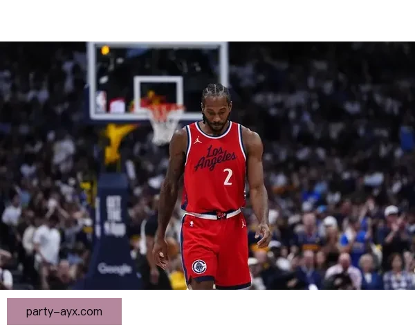 勇士队赛季首战迎来强敌 莱昂纳德复出引领快船挑战金州霸主