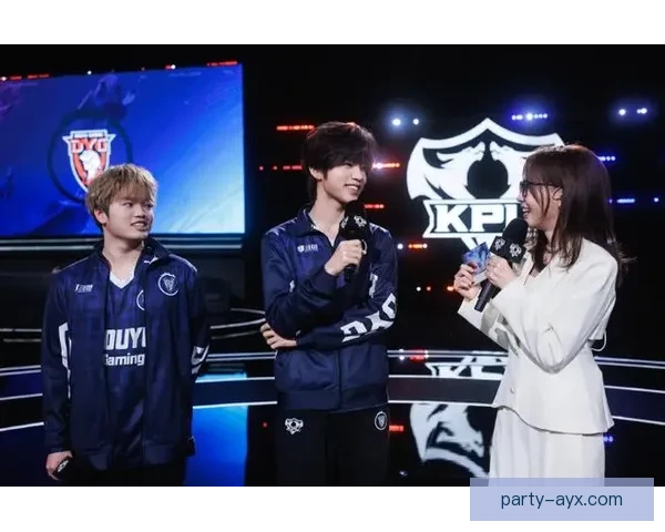 新赛季焦点对决引爆全场球迷热情球队誓言冲击冠军荣耀巅峰之路再启