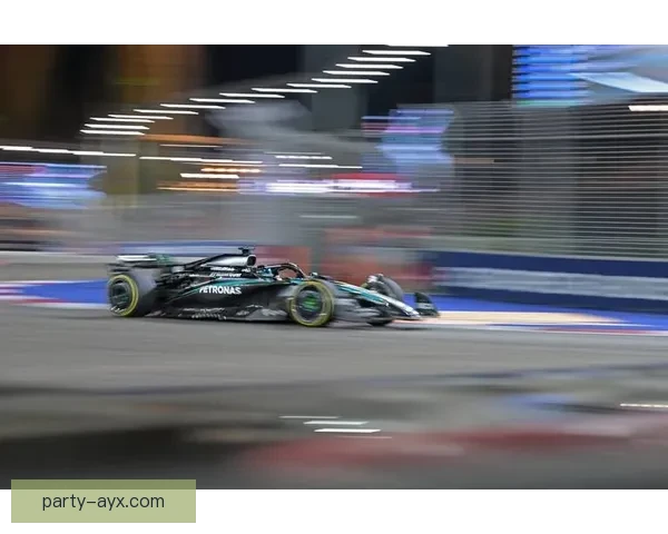 F1赛季精彩回顾：车队与车手激烈对决，技术创新引领未来赛车发展