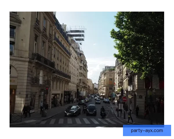 巴黎圣日耳曼俱乐部百年征程与欧陆豪门梦想解析战术演变与巨星传奇