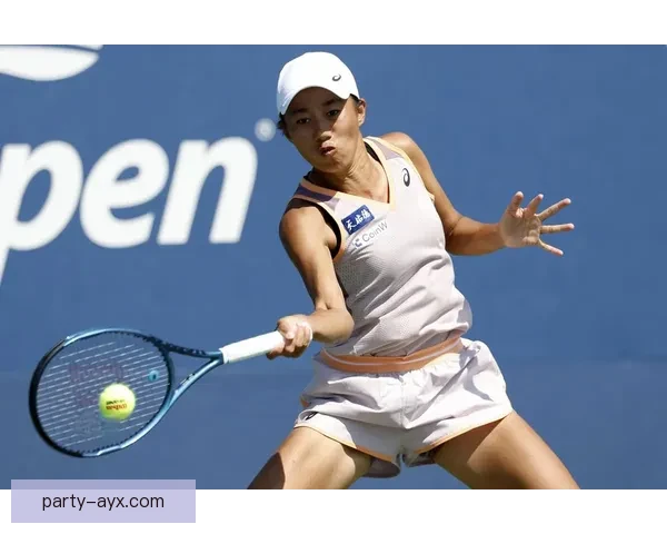 网球赛场最新战报：明星选手激烈对决引发关注